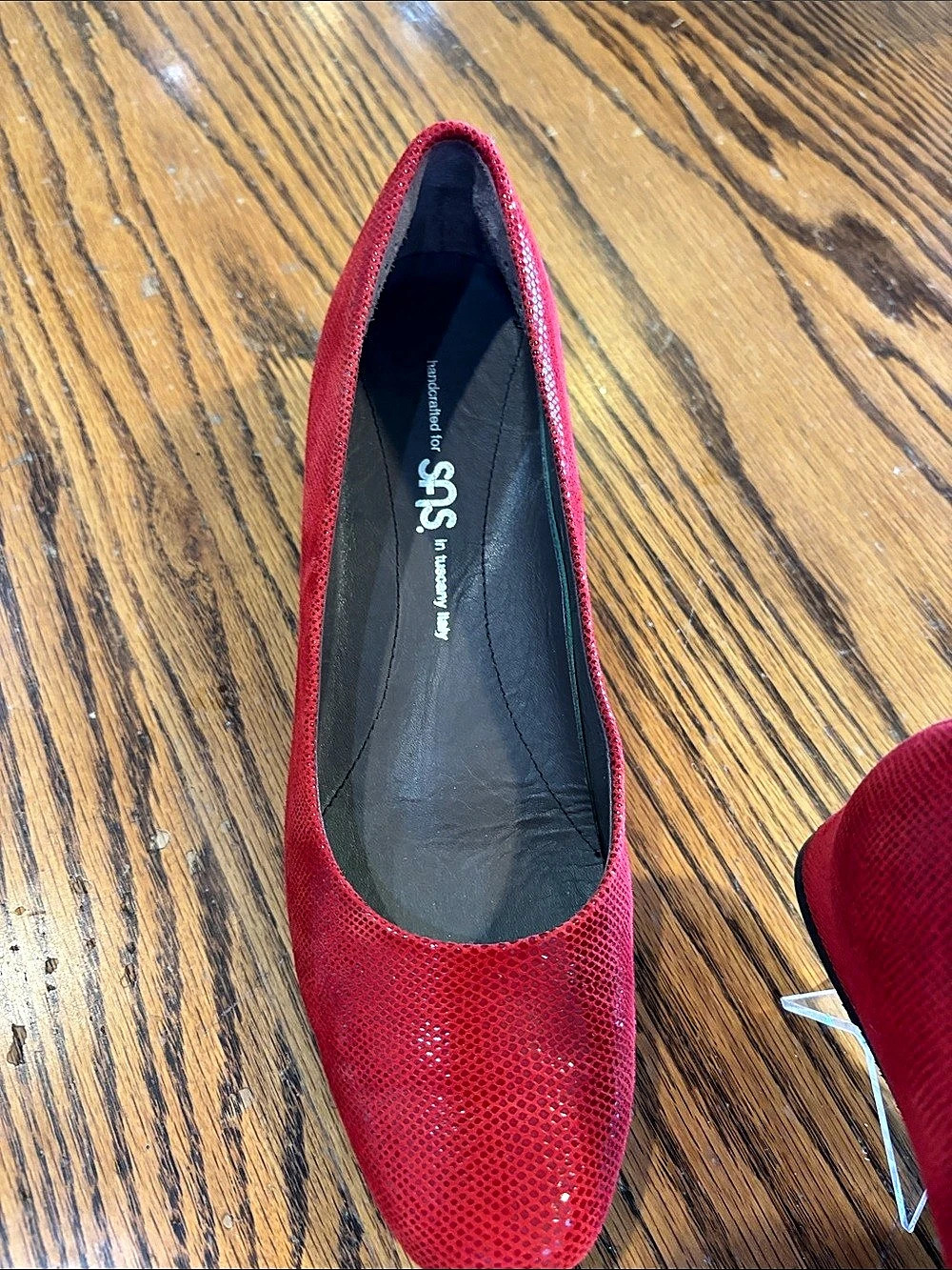 SAS Sofia Rouge Red Textured Leather Comfort
Wedge Pump Italy size 8.5N - Picture 6 of 7